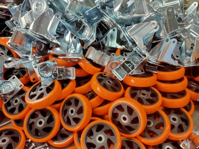 90KG Loading 4 Inch Medium Duty Casters 3