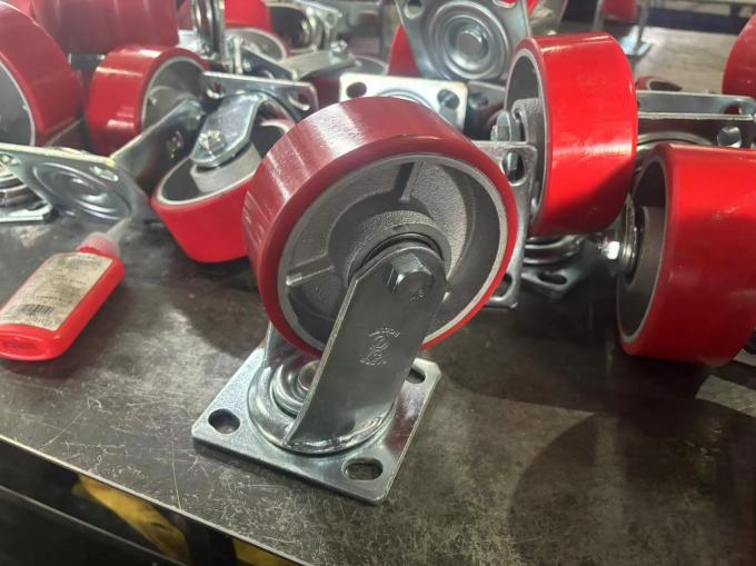 Ball Bearing Iron PU Caster Wheel 100mm For Superior Load Bearing Capacity 0