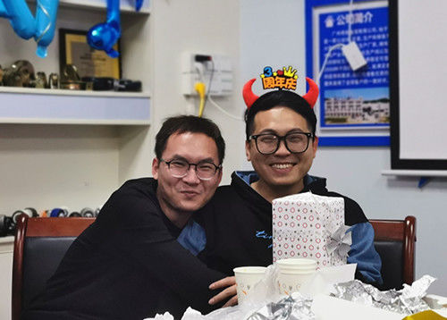 Latest company news about Happy third anniversary! Ross
