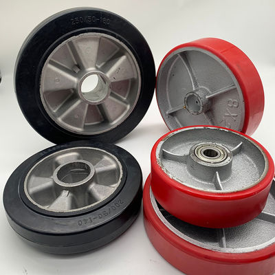 China 450-850kg Loaded Capacity Polyurethane Casters with Total Lock Brake Type and PU Iron Wheel Material