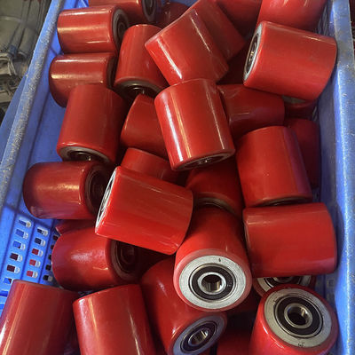 China Industrial Grade 2-4 Inch Swivel Casters with Smooth Wheel Tread